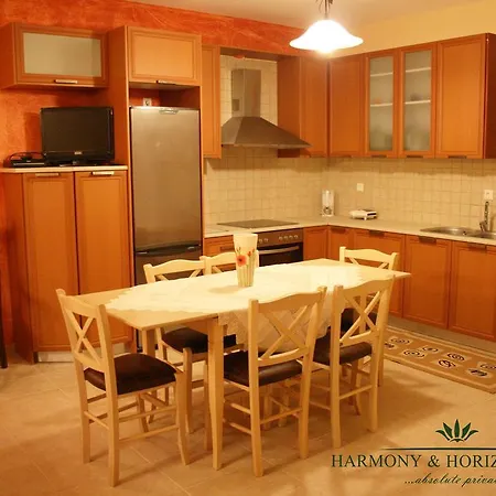 Вилла Harmony And Horizon *