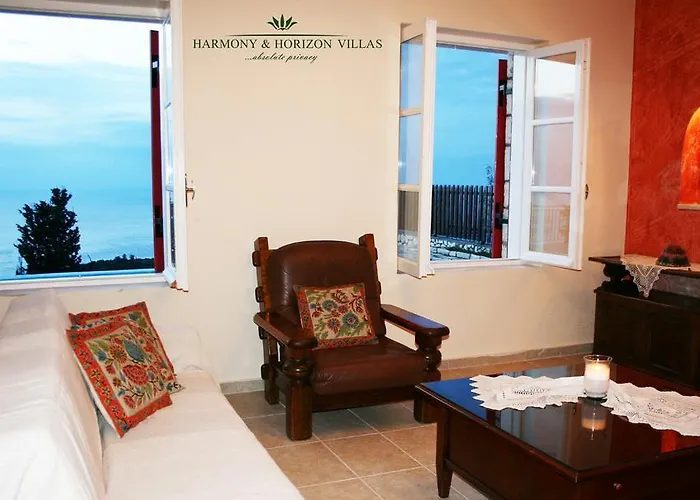 فيلة Harmony And Horizon